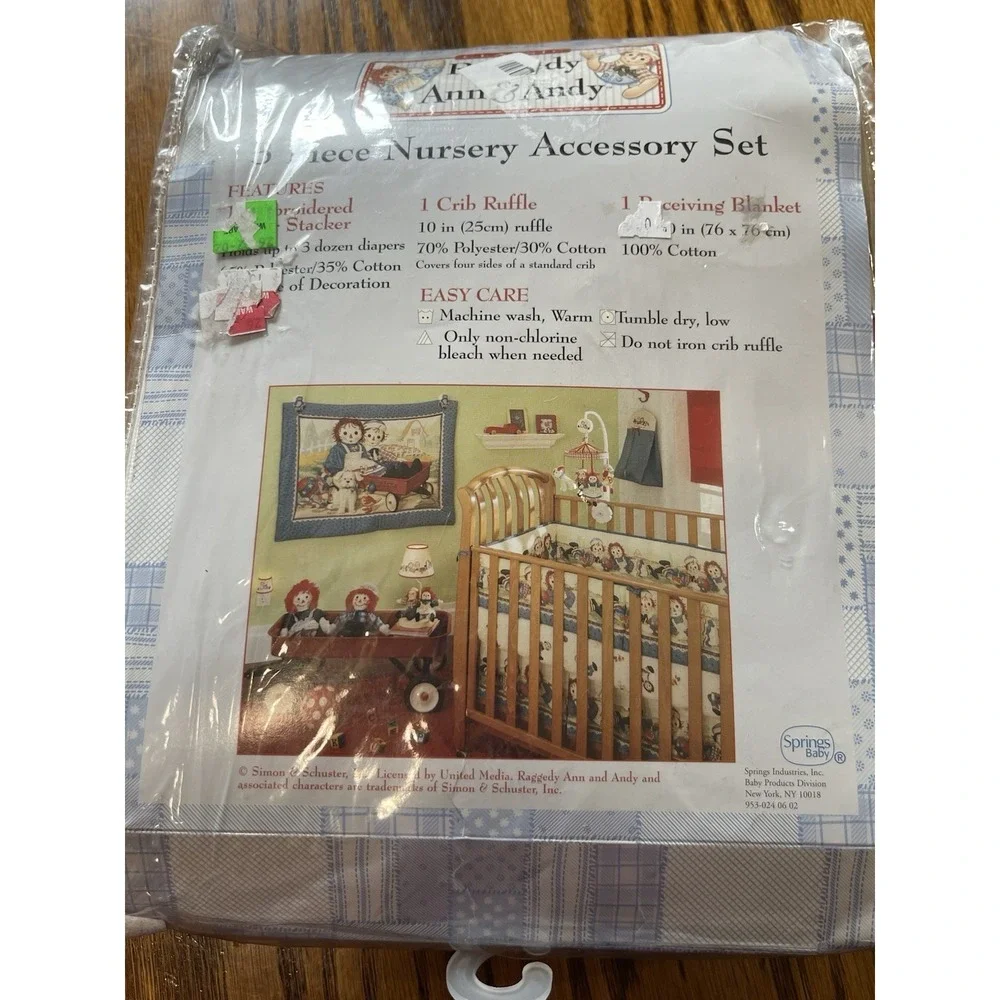 90s Vintage Classic Raggedy Ann and Andy Nursery Accessory Set Crib Diaper Stack
